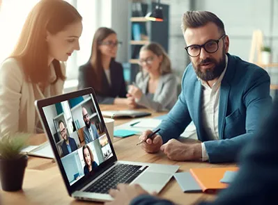 الاستراتيجيات المتقدمة للعلاقات العامة والإعلام