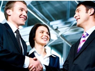 الاتصالات الإدارية وفن التعامل مع الآخرين